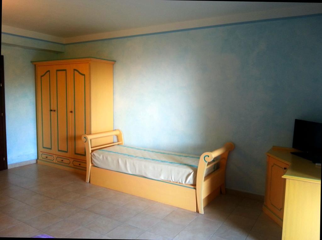 קניגיונה Residence Riva Azzurra מראה חיצוני תמונה