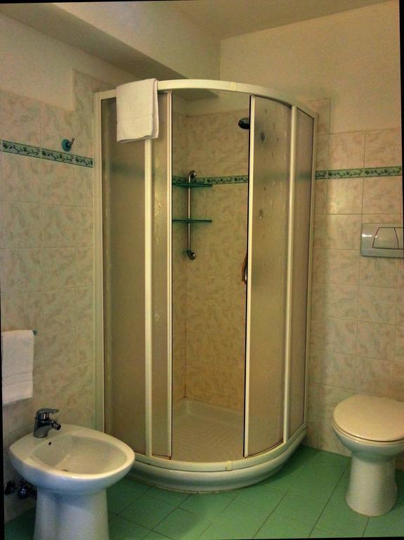 קניגיונה Residence Riva Azzurra חדר תמונה